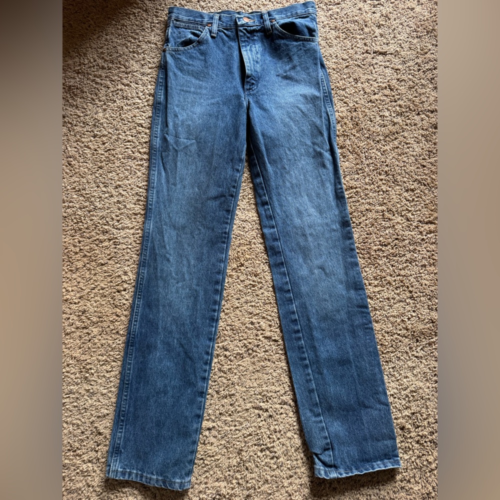 Wrangler Men’s Straight Leg Jeans | Classic Blue Denim